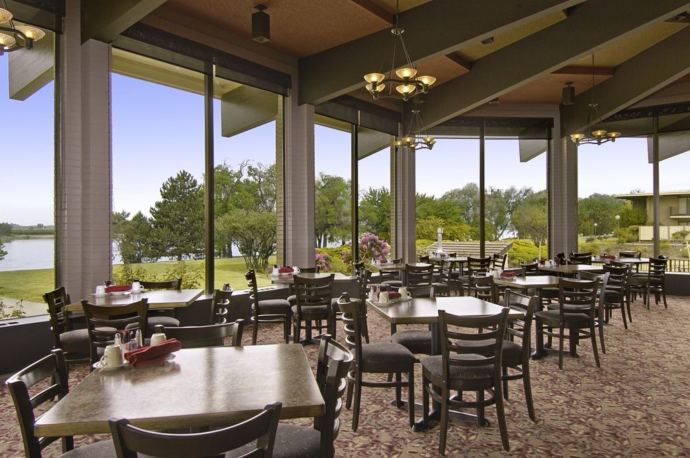 Holiday Inn Richland on the River Exterior foto